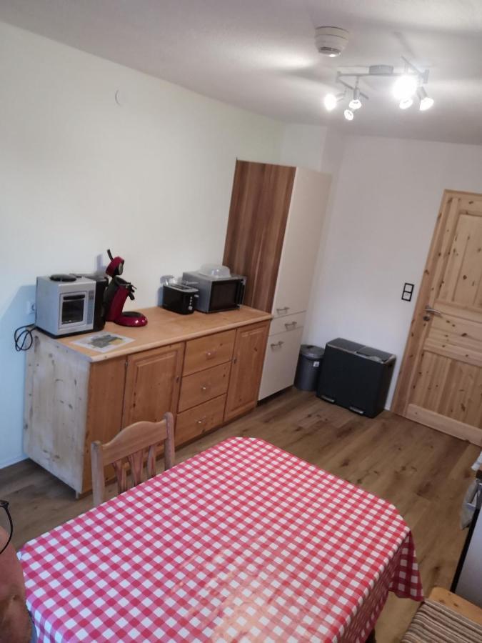 Apartment Auszeit Mit Kueche Viel Ruhe Und Natur Untrasried Zewnętrze zdjęcie